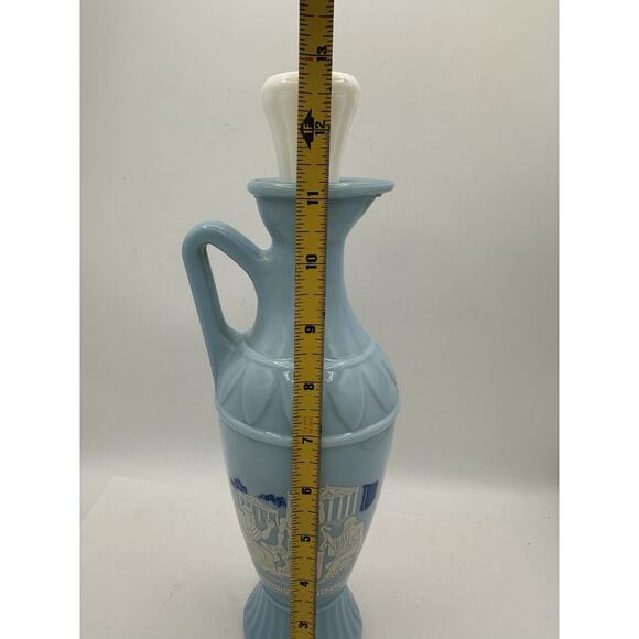 Vintage 1961 Jim Beam Grecian Blue Milk Glass Whiskey Decanter 4/5 Qt. With Lid - Picture 4 of 8